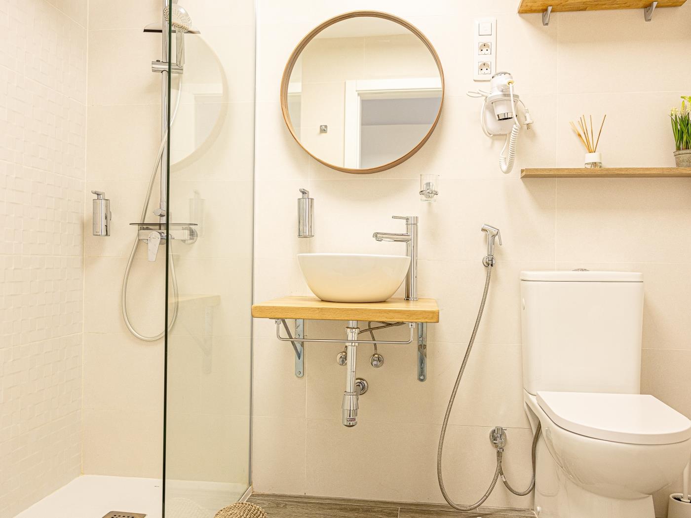 Bambú Suites Vegueta 3 Alquiler por Habitación en Las Palmas de Gran Canaria
